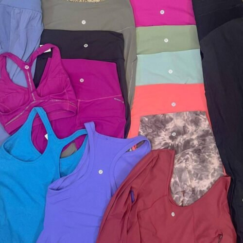 Lululemon collection   Assorted with sweaters, leggings, skims , tees, joggers  0 for each pallet.