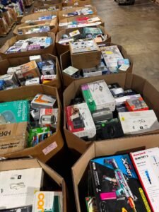 🚨2 - Fresh T@rget small appliances & electronic loads just got in. All tested items in working condition with original boxes. $799/ Pallet!